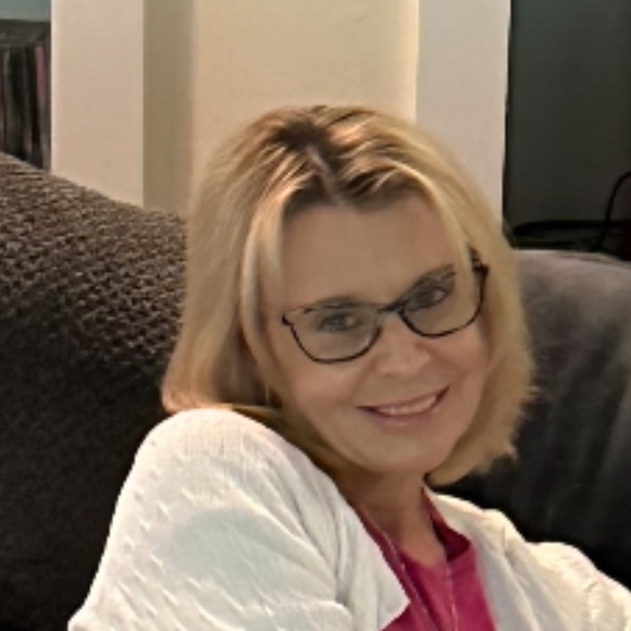 bellajones5